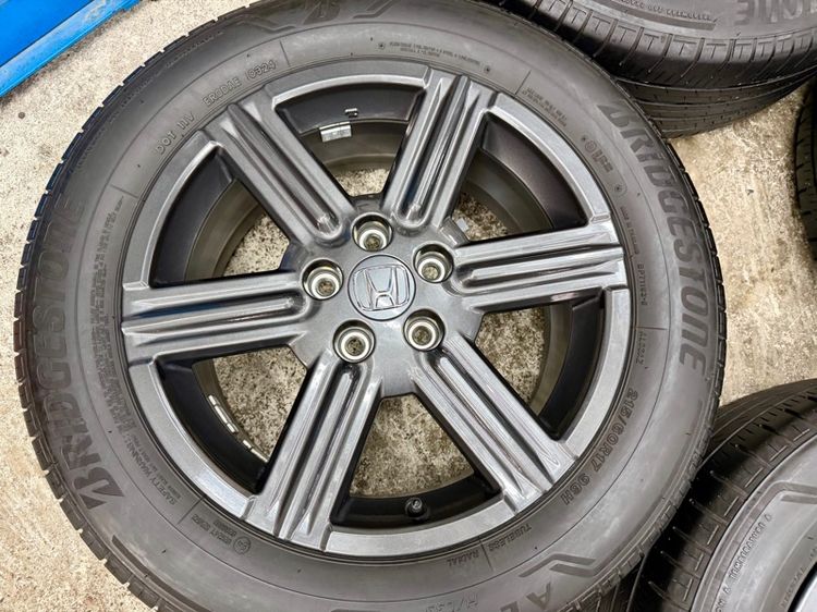 ล้อแม็ก HONDA HRV ขอบ 17” สภาพสวย ยาง BRIDGESTONE 215-60R17 ปี 24 ดอกยางสวยพร้อมใช้งาน รูปที่ 6