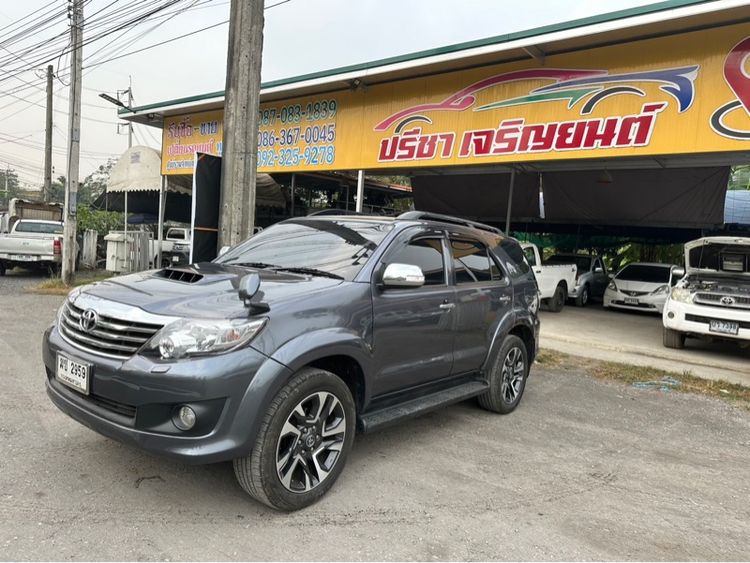 Toyota Fortuner 2012 3.0 V 4WD Champ Midnight Shine Utility-car ดีเซล ไม่ติดแก๊ส เกียร์อัตโนมัติ เทา รูปที่ 4