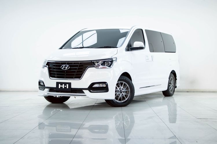 Hyundai H-1  2024 2.5 Elite Utility-car ดีเซล ไม่ติดแก๊ส เกียร์อัตโนมัติ ขาว