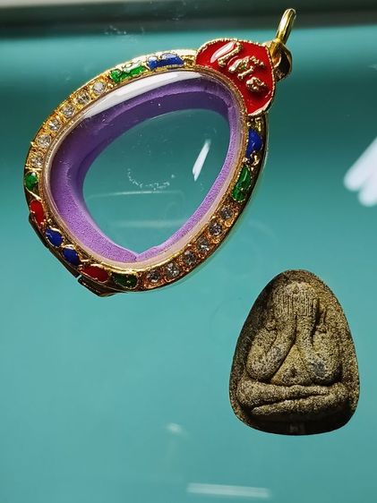 พระปิดตาปลดหนี้แช่น้ำมนต์ หลวงปู่โต๊ะ วัดประดู่ฉิมพลี รุ่นเเรก ปลุกอย่างเข้มขลัง3ไตรมาส สภาพสวยสมบูรณ์มาก มีคราบไขน้ำมนต์ทั่วองค์ น่าใช้มาก รูปที่ 3