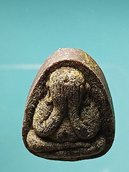 พระปิดตาปลดหนี้แช่น้ำมนต์ หลวงปู่โต๊ะ วัดประดู่ฉิมพลี รุ่นเเรก ปลุกอย่างเข้มขลัง3ไตรมาส สภาพสวยสมบูรณ์มาก มีคราบไขน้ำมนต์ทั่วองค์ น่าใช้มาก รูปที่ 11