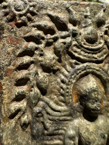 พระร่วงนั่ง กรุนาดูน รูปที่ 3