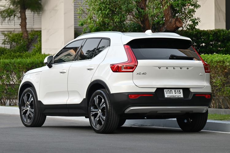 Volvo XC40 2022 Recharge 1.5 T5 Inscription Utility-car ปลั๊กอินไฮบริด (PHEV) ไม่ติดแก๊ส เกียร์อัตโนมัติ ขาว รูปที่ 3