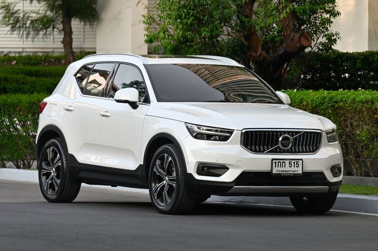 Volvo XC40 2022 Recharge 1.5 T5 Inscription Utility-car ปลั๊กอินไฮบริด (PHEV) ไม่ติดแก๊ส เกียร์อัตโนมัติ ขาว รูปที่ 2