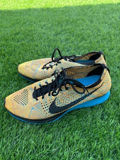 รองเท้าผ้าใบผ้าถัก Flyknit ดีไซน์สปอร์ต น้ำหนักเบา ใส่สบาย รูปที่ 2