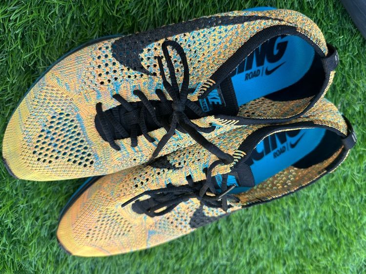 รองเท้าผ้าใบผ้าถัก Flyknit ดีไซน์สปอร์ต น้ำหนักเบา ใส่สบาย รูปที่ 6