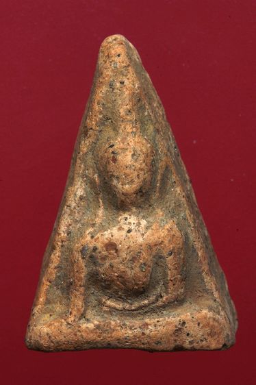 พระนางพญาสวยๆค่ะเก่าค่ะ