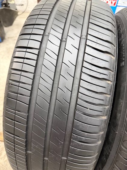 ยางขอบ 16” ยี่ห้อ MICHELIN รุ่น ENERGY XM2 ขนาด 215-60R16 ปี 21 มีปะ สตรีม 1 แผล ดอกสวย พร้อมใช้งาน รูปที่ 4