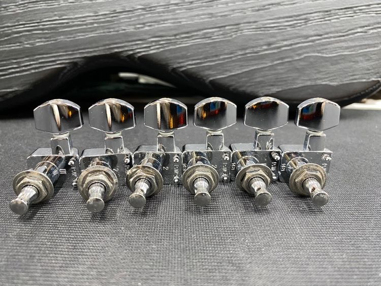 ลูกบิดกีตาร์Fender แท้ รูปที่ 3