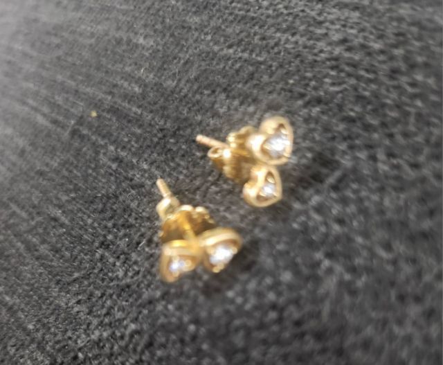 ตุ้มหูทองฝั่งเพชรแท้ รูปที่ 2