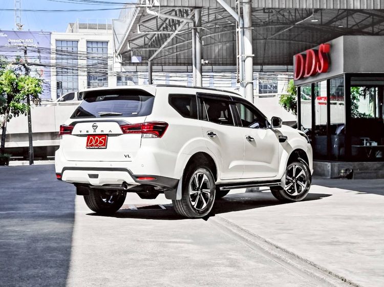 Nissan Terra 2022 2.3 VL Utility-car ดีเซล เกียร์อัตโนมัติ ขาว รูปที่ 2
