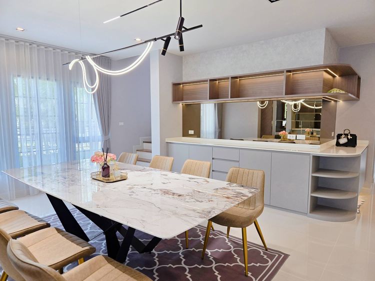 AP (Thailand) 2025 ให้เช่า บ้านเดี่ยวระดับผู้บริหาร Centro บางนา  บ้านเดี่ยวหลังใหญ่ ตกแต่งครบ พร้อมเข้าอยู่ สำหรับครอบครัวผู้บริหารหรือชาวต่างชาติ (E รูปที่ 4