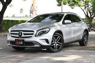 Mercedes Benz GLA200 W156 Urban รถมือสองสภาพสวยออกศูนย์ไทยประวัติเช็คครบทุกระยะราคาคุ้มค่า (HAHC)