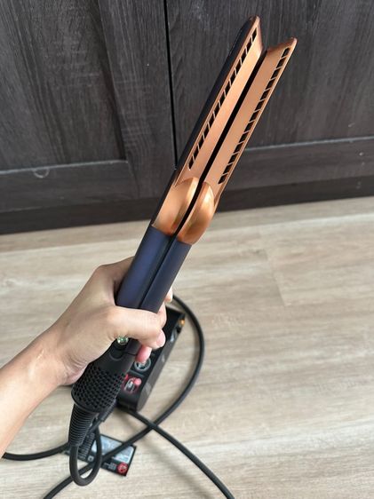 Dyson Airstrait dryer and straightener  รูปที่ 2