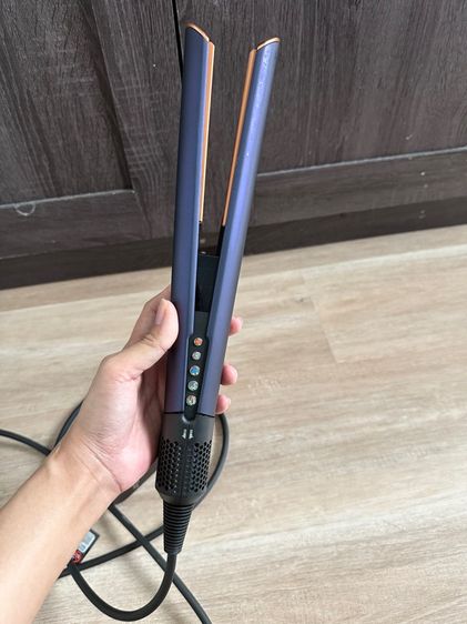 Dyson Airstrait dryer and straightener  รูปที่ 4
