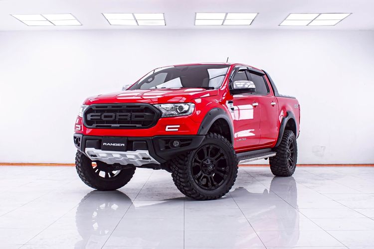 รถ Ford Ranger 2.0 Limited 4WD สี แดง