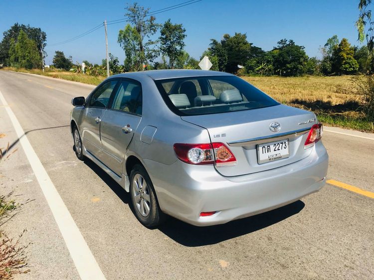 Toyota Altis 2013 1.6 E CNG Sedan เบนซิน NGV เกียร์อัตโนมัติ บรอนซ์เงิน รูปที่ 2