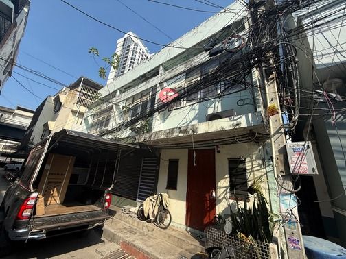 ด่วน ขาย อาคารพาณิชย์ 2 ชั้น 3 คูหา พัฒนาการ ซ.2 ใกล้ Airport Rail Link รามคำแหง  ทางด่วน เจ้าของขายเอง รูปที่ 2