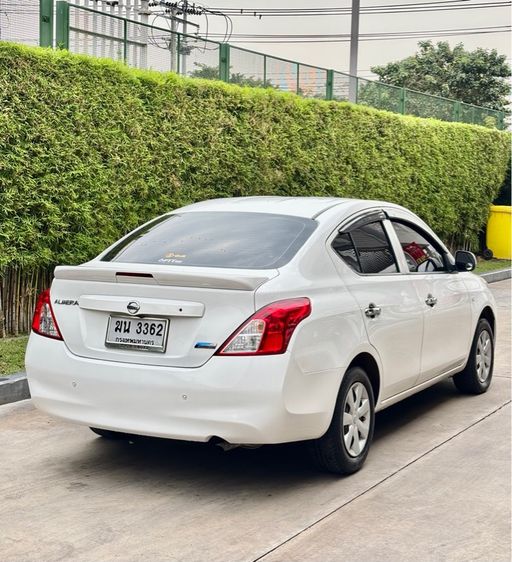 Nissan Almera 2012 1.2 E Sedan เบนซิน ไม่ติดแก๊ส เกียร์อัตโนมัติ ขาว รูปที่ 3