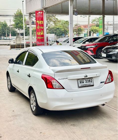 Nissan Almera 2012 1.2 E Sedan เบนซิน ไม่ติดแก๊ส เกียร์อัตโนมัติ ขาว รูปที่ 4