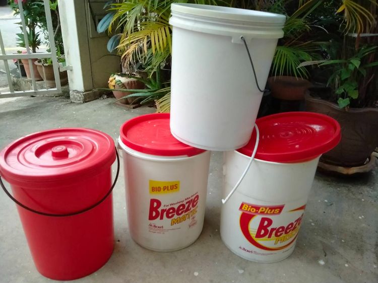 ถังพลาสติกโบราณวินเทจ 4 ใบ รูปที่ 4