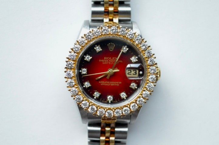 📌 Rolex Datejust หน้าแดงหายาก ขอบเพชร รูปที่ 4