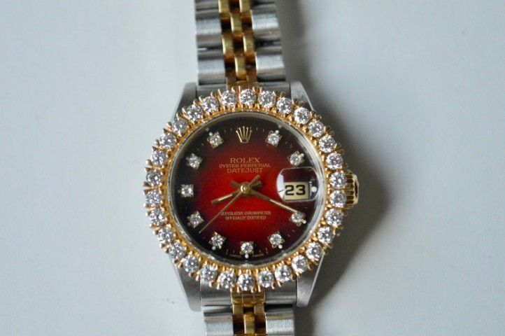 📌 Rolex Datejust หน้าแดงหายาก ขอบเพชร