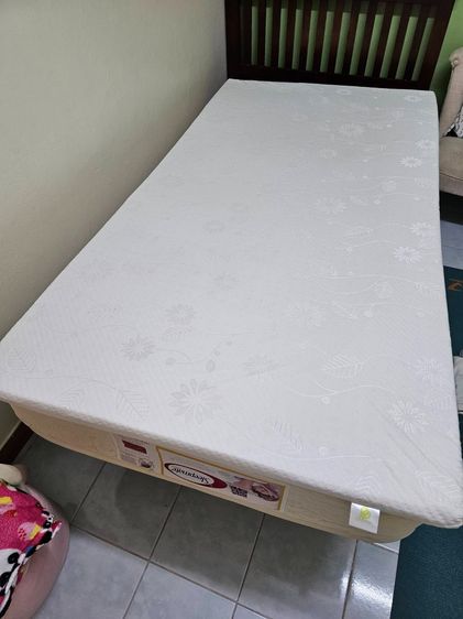 ท็อปเปอร์ ยางพาราแท้ รุ่น Firm Topper ขนาด 3.5 ฟุต หนา 2 นิ้ว (ไม่รวมเตียง) ส่งต่อมือสอง สภาพดี ไม่มีตําหนิ