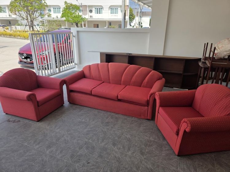 โซฟา สีแดง