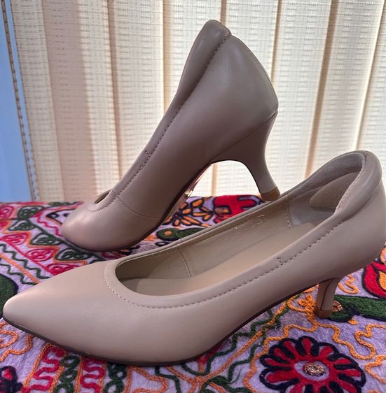 SHU รองเท้าคัทชูหนังแท้นิ่ม สีครีม รูปที่ 4