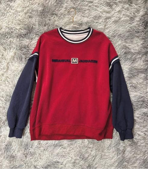 สเวตเตอร์มือสอง  รูปที่ 5