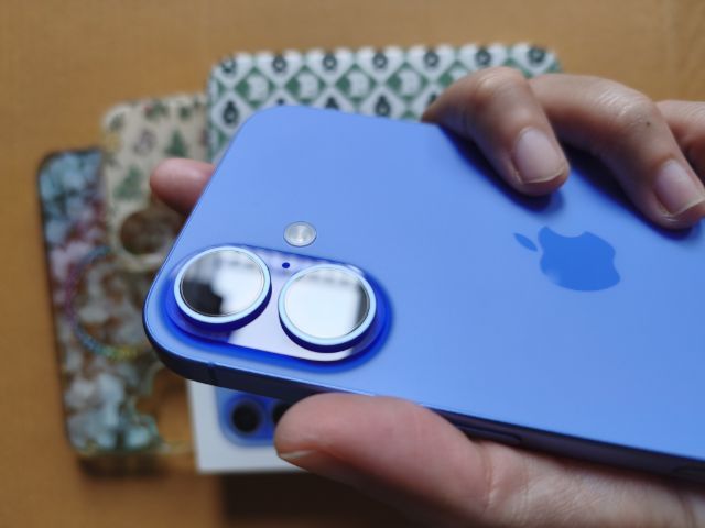 iPhone 16 128GB ศูนย์ไทย สภาพใหม่ ครบกล่อง แถมเคสสวยๆ 


 รูปที่ 8