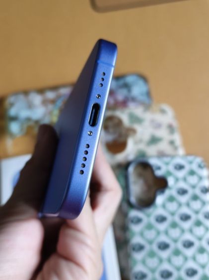 iPhone 16 128GB ศูนย์ไทย สภาพใหม่ ครบกล่อง แถมเคสสวยๆ 


 รูปที่ 11