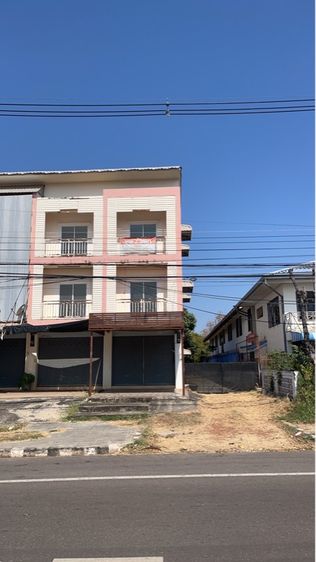 ใช่ ตึกอาคารพาณิชย์ รูปที่ 2