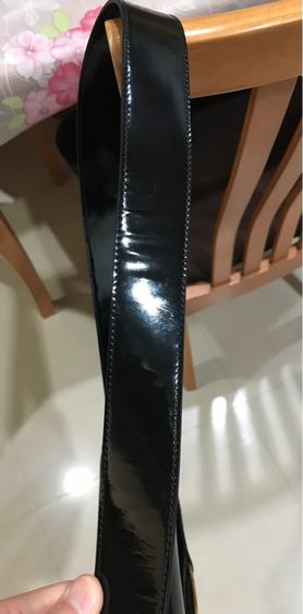 ต่อรองได้ Ferragamo ของแท้ หนังแก้ว คล้องไหล่ได้ สภาพดี รูปที่ 10