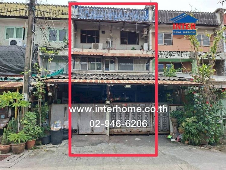 ทาวน์เฮ้าส์ 3 ชั้น 28 ตร.ว. หมู่บ้านเคหะบางกะปิ ใกล้ม.นิด้า ถนนศรีบูรพา ถนนสุขาภิบาล1 ถนนเสรีไทย เขตบางกะปิ กรุงเทพมหานคร