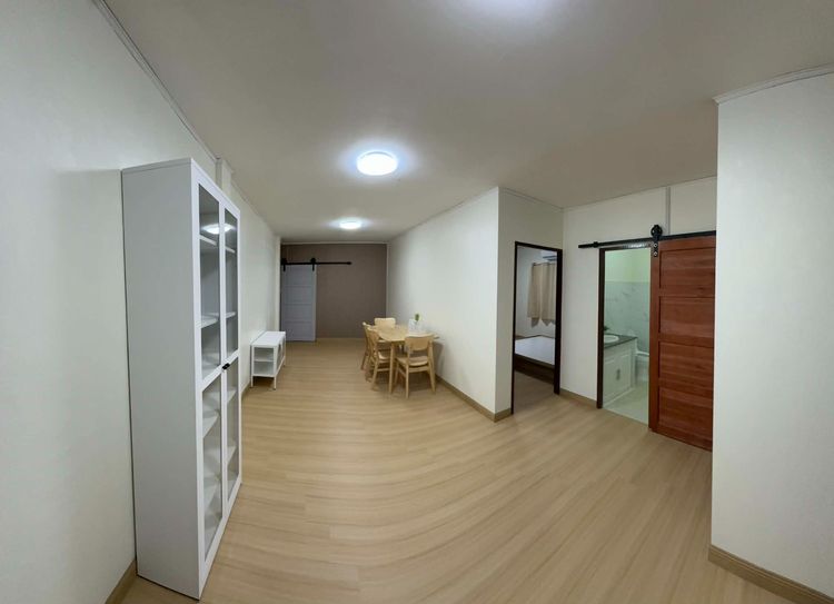 อื่นๆ มีบางส่วน 2025 บ้าน รูปที่ 4