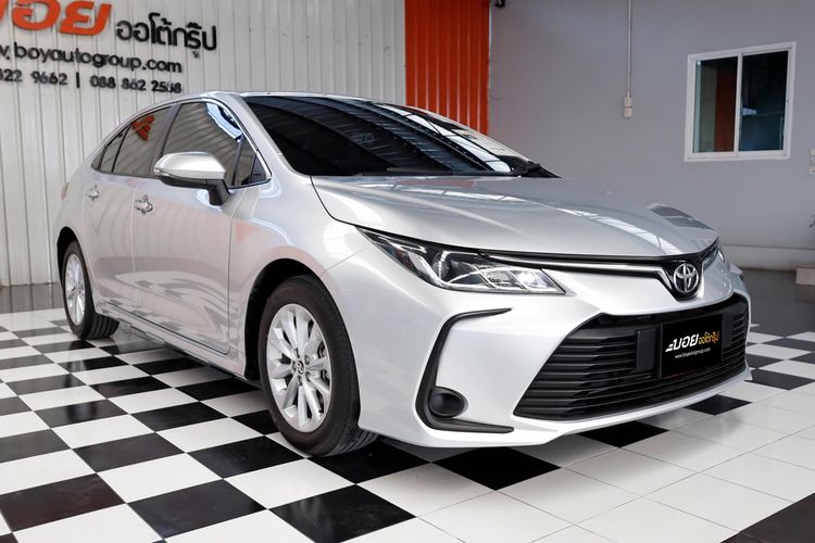 Toyota Altis 2019 1.6 G Sedan เบนซิน ไม่ติดแก๊ส เกียร์อัตโนมัติ บรอนซ์เงิน รูปที่ 3