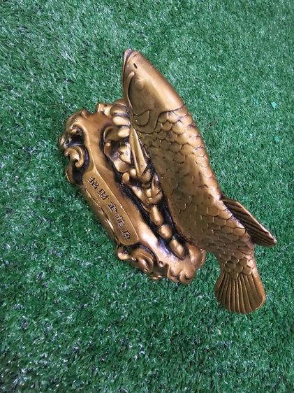 ของแต่งบ้าน​มงคล​ ปลามังกรทองนำโชค เสริมฮวงจุ้ย รูปที่ 2