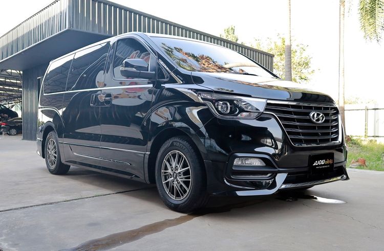 Hyundai H-1 2023 2.5 Elite Utility-car ดีเซล ไม่ติดแก๊ส เกียร์อัตโนมัติ ดำ รูปที่ 3