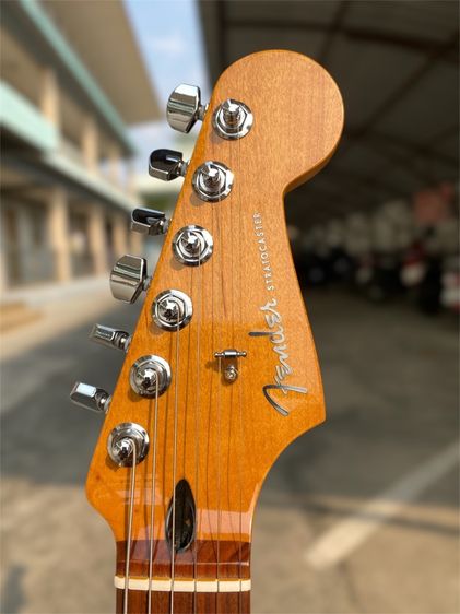 กีต้าร์ไฟฟ้า Fender Player Plus Stratocaster HSS  สภาพมือ1