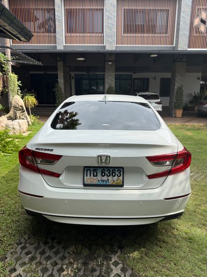 Honda Accord 2019 1.5 Turbo EL Sedan เบนซิน เกียร์อัตโนมัติ ขาว รูปที่ 2