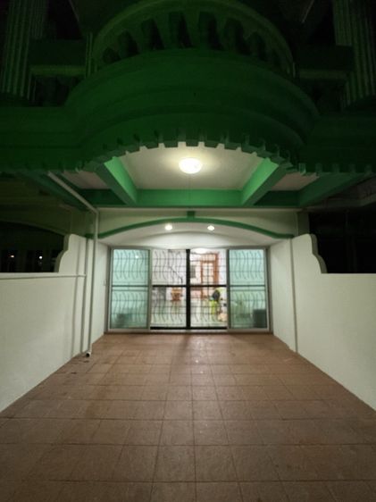 ขายทาวน์เฮ้าส์ หมู่บ้านเอเวอร์กรีน วิลล์  เนื้อที่ 17.5 ตรว.  2 ชั้น  ถนนบางนา-ตราด กม 4.5 (ขาเข้า)