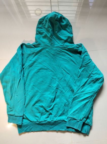 ขอขายเสื้อสเวตเตอร์ฮู้ดแบรนด์ Gucci รุ่น Planet UFO ของแท้ made in Italy.ไซส์ M สำหรับท่านหญิงสีฟ้าน้ำทะเลขนาดหน้าอก 23 นิ้ว. รูปที่ 8