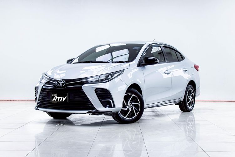 Toyota Yaris ATIV 2022 1.2 Sport Sedan เบนซิน ไม่ติดแก๊ส เกียร์อัตโนมัติ เทา รูปที่ 4