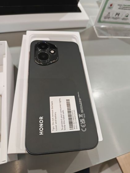 Honor 256 GB Honr  400 ความจำ 256 จาก 12,900 บาทปล่อยต่อที่ 7,900 บาท
