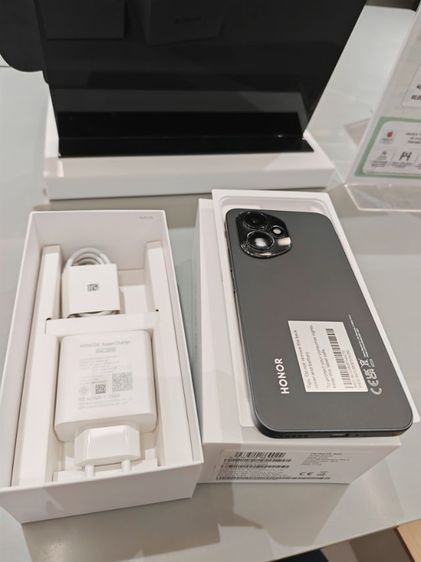 Honr  400 ความจำ 256 จาก 12,900 บาทปล่อยต่อที่ 7,900 บาท รูปที่ 2