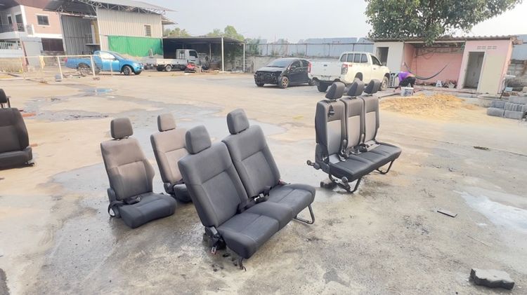 เบาะรถตู้โตโยต้า รูปที่ 8