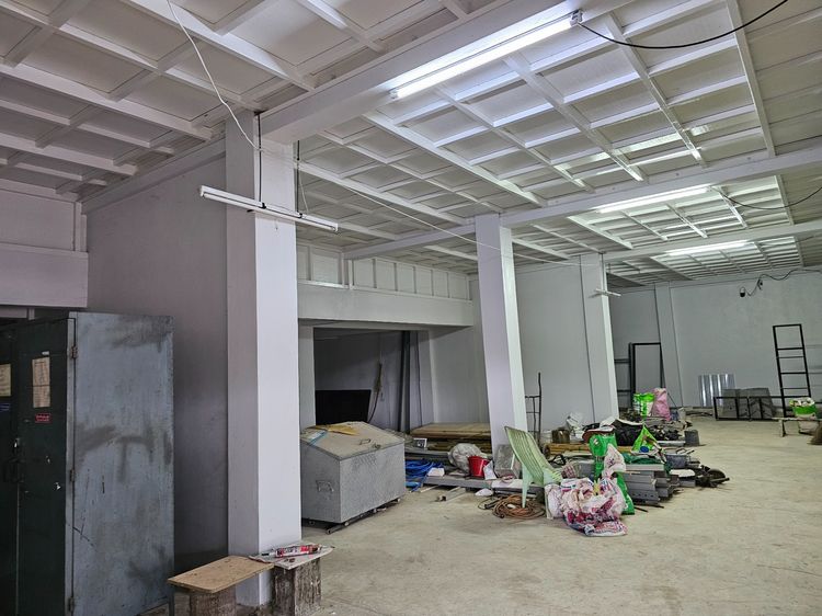 Vายตึก 4 คูหาครึ่ง  ต.เบิกไพร อ.บ้านโป่ง จ.ราชบุรี เจ้าของขายเอง ต่อรองได้ค่ะ รูปที่ 3