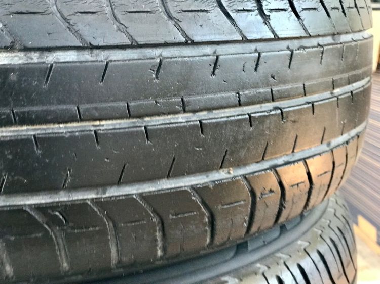 ยาง185 60 15 ของBRIDGESTONE ปี2019 สภาพดี ใช้งานน้อย ไม่เคยปะ ดอกยางสวย เนื้อยางยังนิ่ม ใช้งานดีปกติ รูปที่ 5